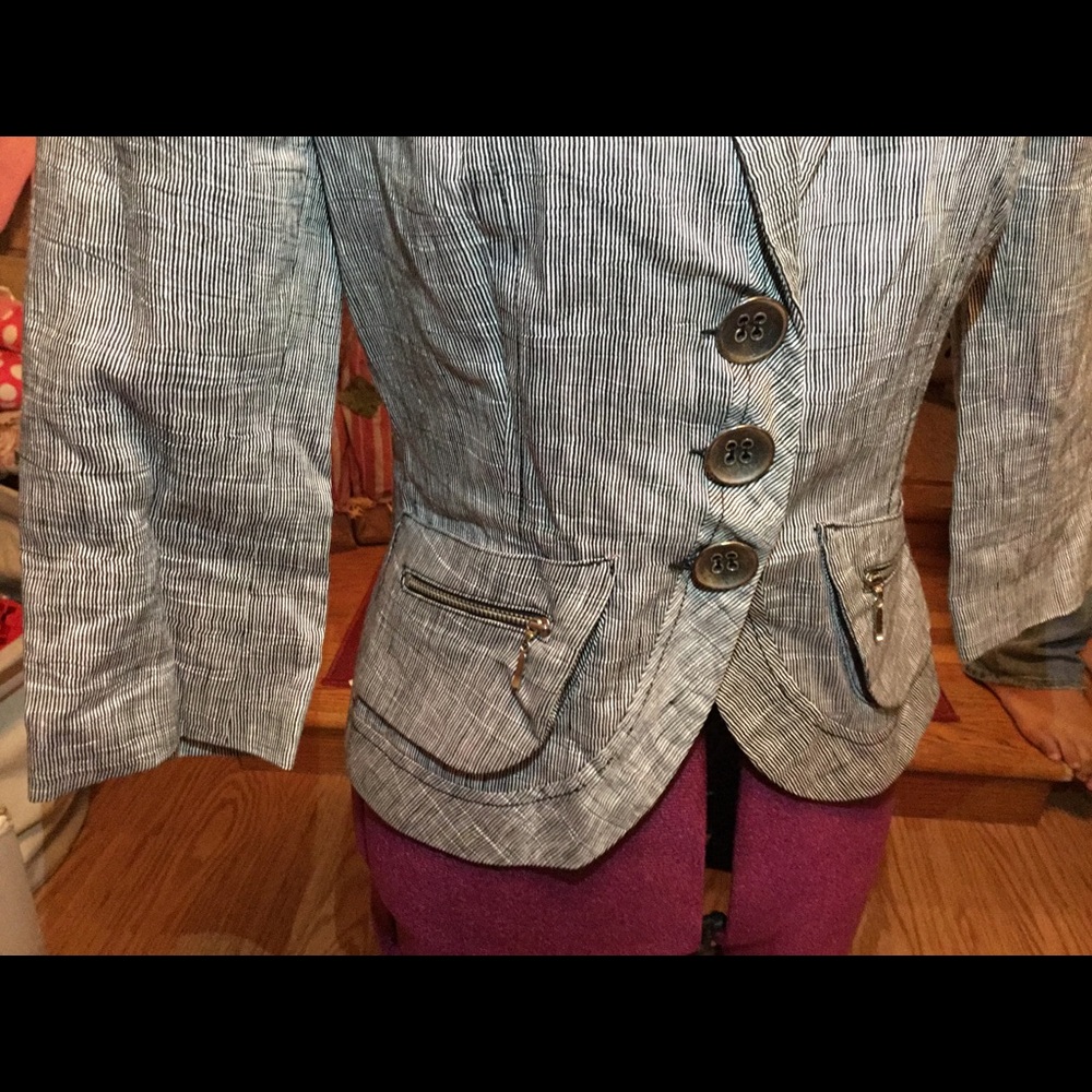 Jacket - Picture 2 of 2